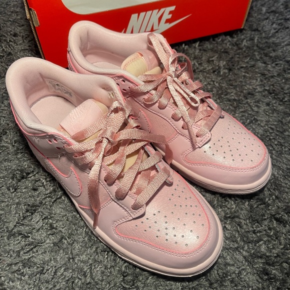 Nike Dunk Low SE - Picture 4 of 15